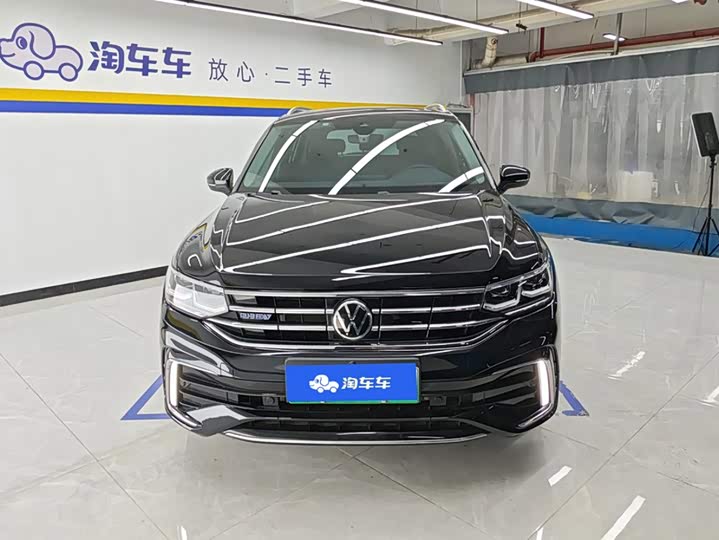 Volkswagen Tiguan L Hybrid, 2021 — фото 2 из 9