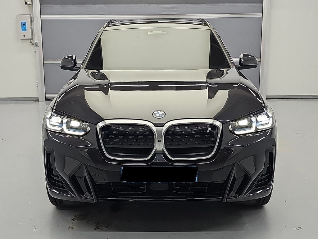 BMW iX3, 2025 — купить в Санкт-Петербурге под ключ