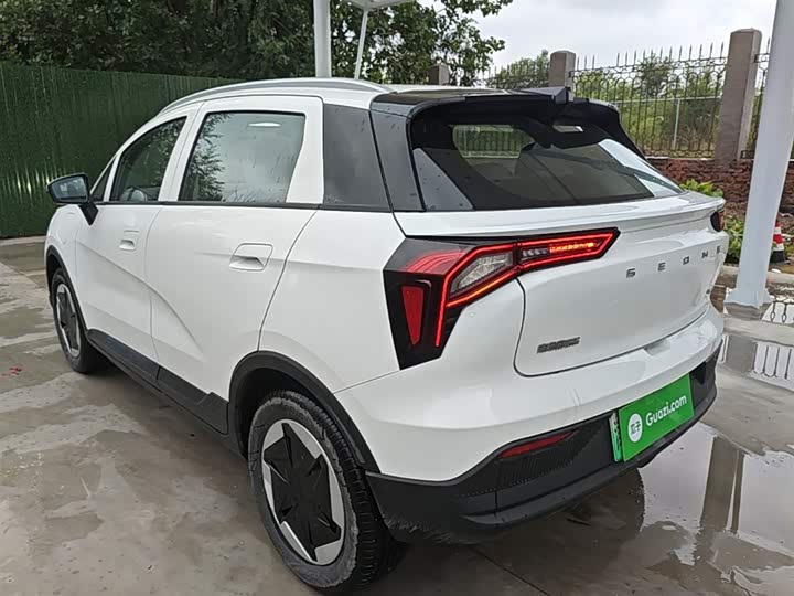 Geely Geometry E Firefly, 2023 — фото 5 из 9