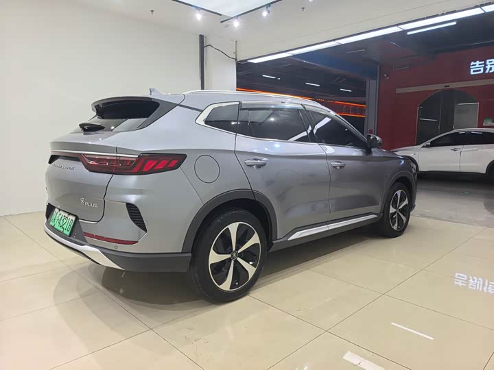 BYD Song Plus Hybrid/EV, 2022 — фото 4 из 9