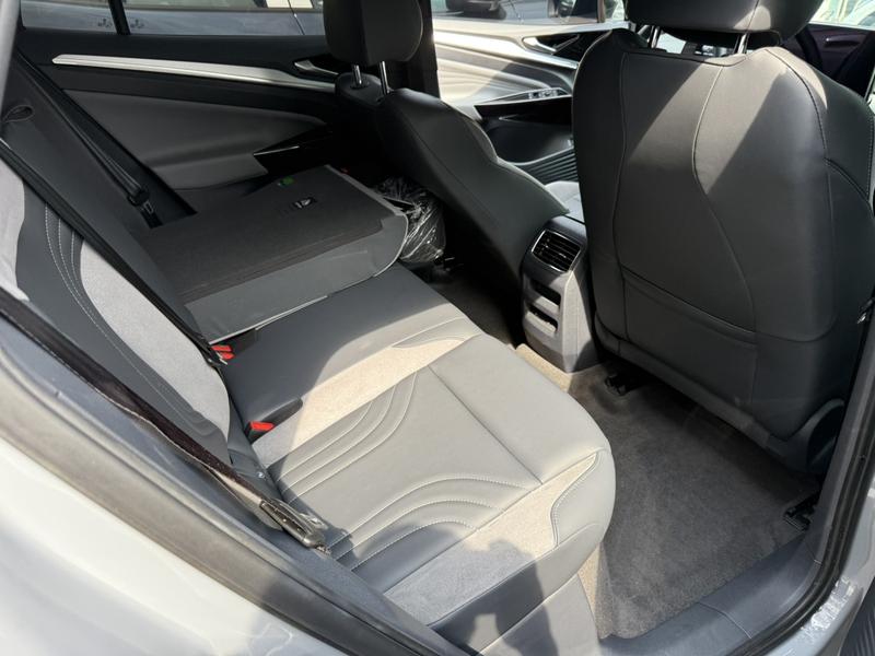Volkswagen ID.4 Crozz, 2023 — фото 9 из 12