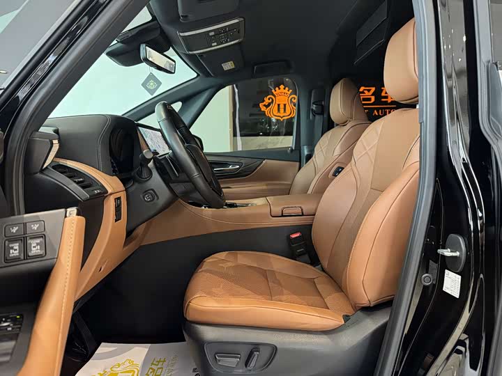 Toyota Alphard, 2024 — фото 7 из 9