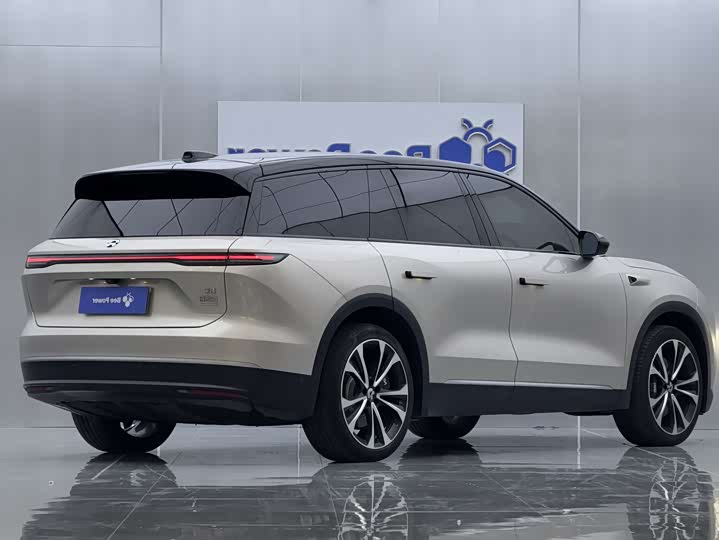 Nio ES8, 2023 — фото 6 из 9