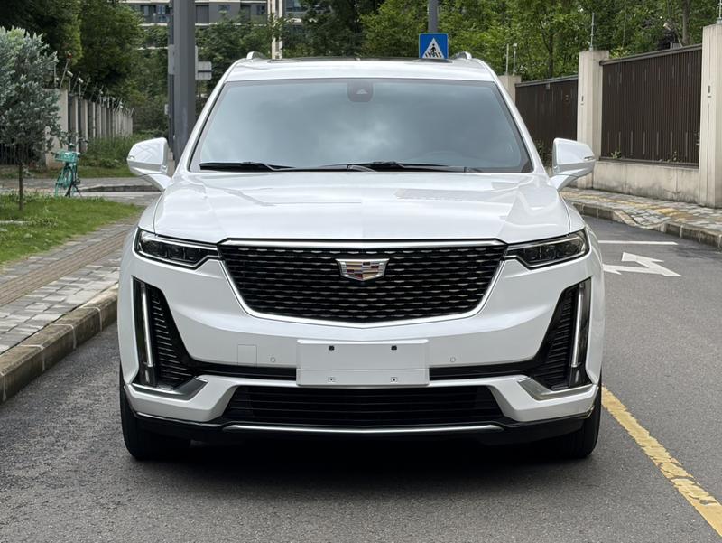 Cadillac XT6, 2023 — фото 2 из 12