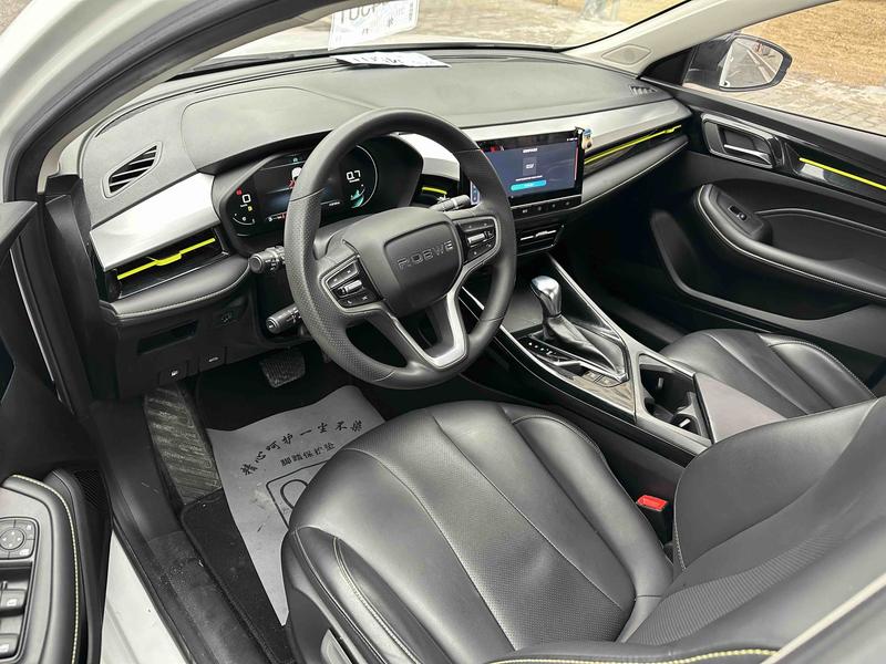 Roewe i5, 2023 — фото 10 из 12