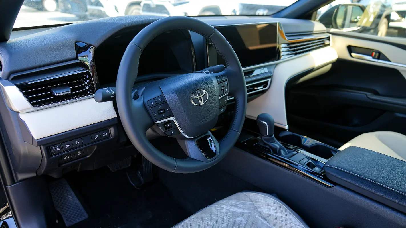 Toyota Camry, 2026 — фото 10 из 10