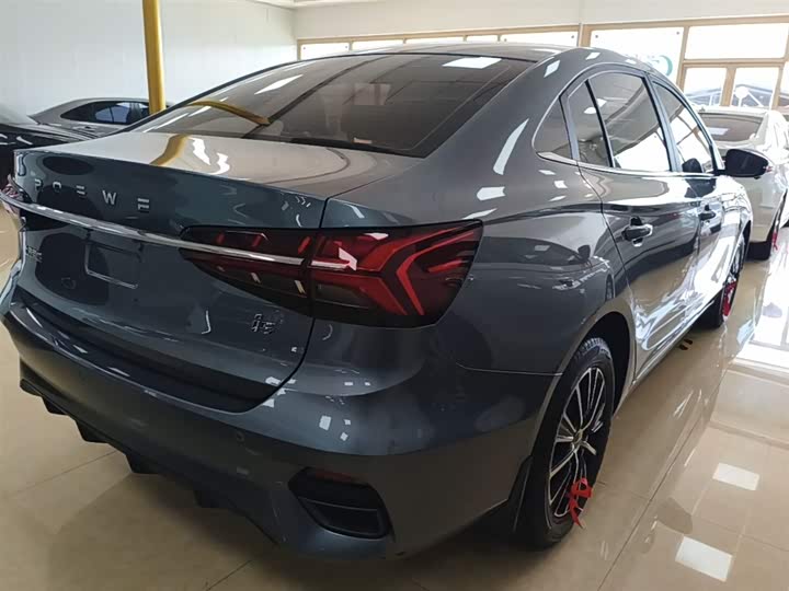 Roewe i5, 2022 — фото 7 из 9