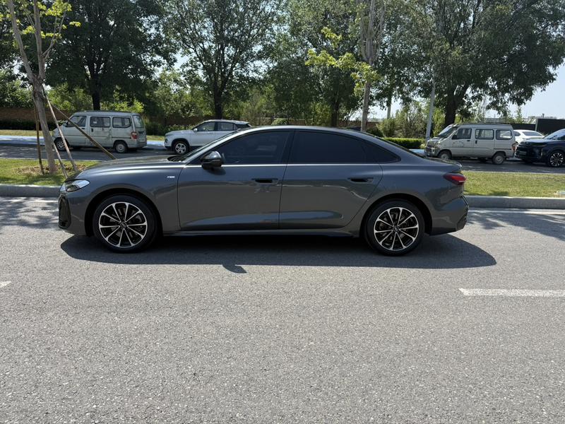 Audi A5L, 2025 — фото 4 из 12