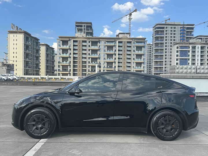 Tesla Model Y, 2022 — фото 4 из 9