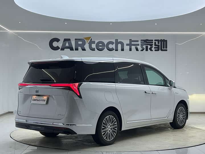 Buick GL8 Hybrid, 2024 — фото 5 из 9