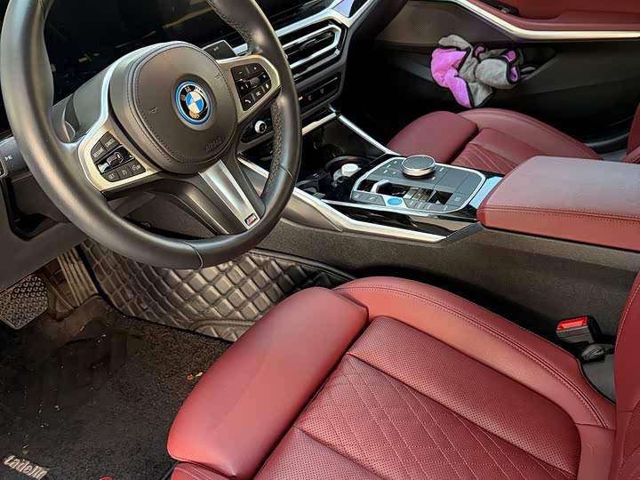 BMW i3, 2022 — фото 3 из 9