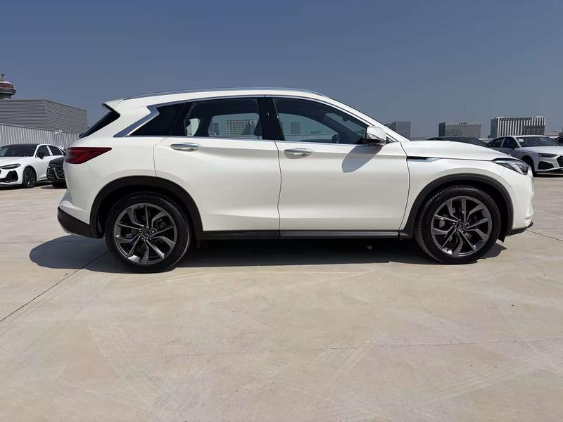 Infiniti QX50, 2022 — фото 8 из 12