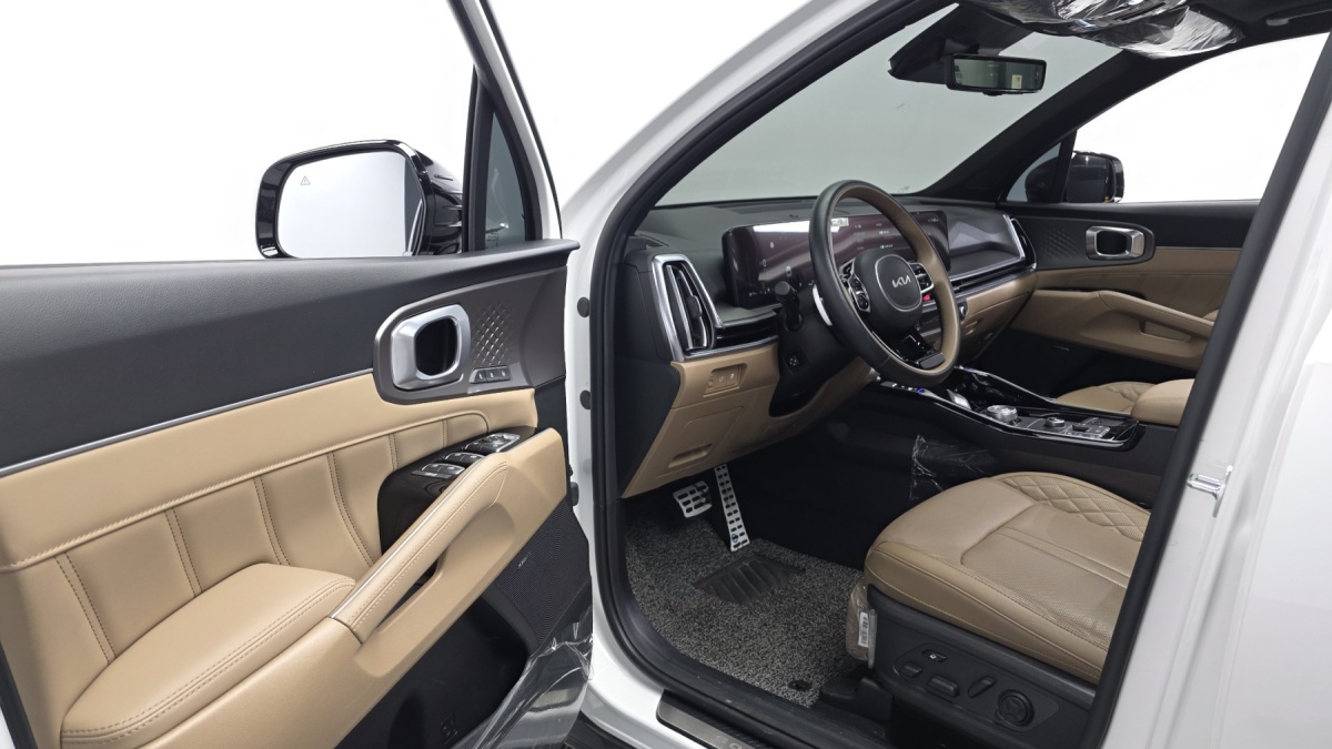 Kia Sorento, 2024 — фото 9 из 12
