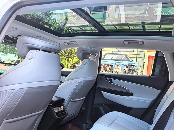 Buick Electra E5, 2023 — фото 8 из 9