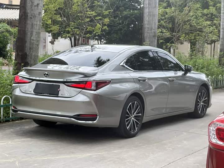 Lexus ES, 2023 — фото 9 из 9