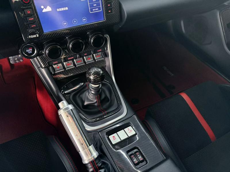 Toyota GR86, 2022 — фото 6 из 8