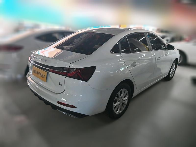 Roewe i5, 2025 — фото 2 из 12