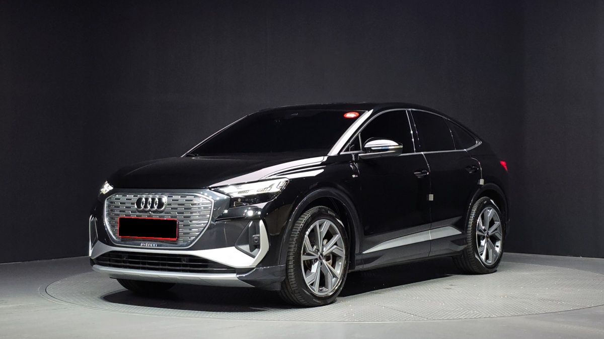 Audi Q4 e-tron, 2022 — купить в Кирове под ключ