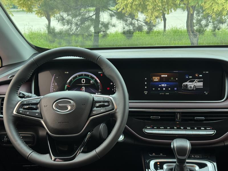 GAC Trumpchi M6, 2025 — фото 6 из 12