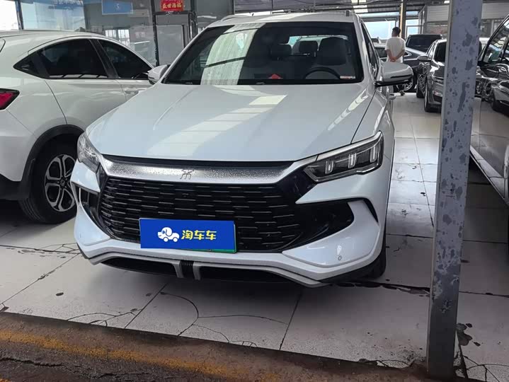 BYD Song Pro Hybrid, 2023 — фото 2 из 9