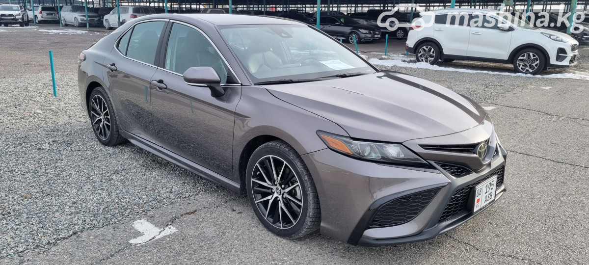 Toyota Camry, 2022 — фото 2 из 12