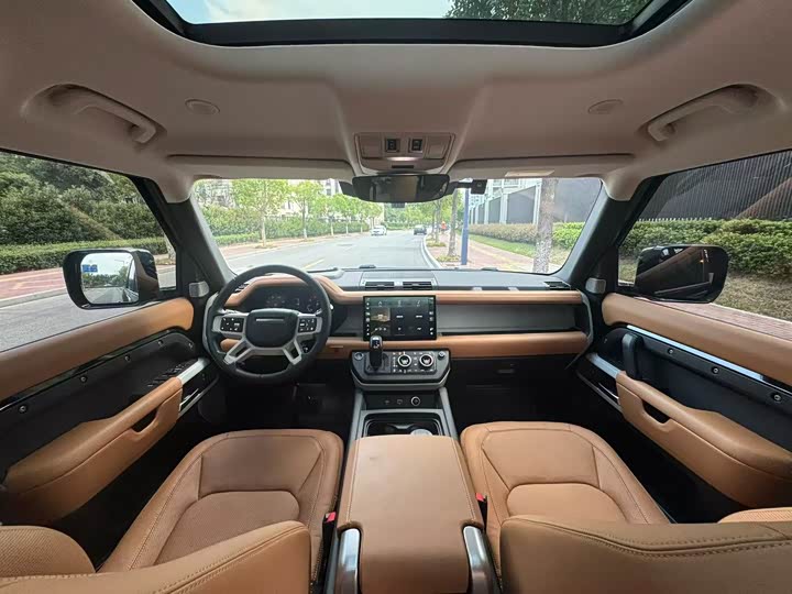 Land Rover Defender, 2023 — фото 9 из 12