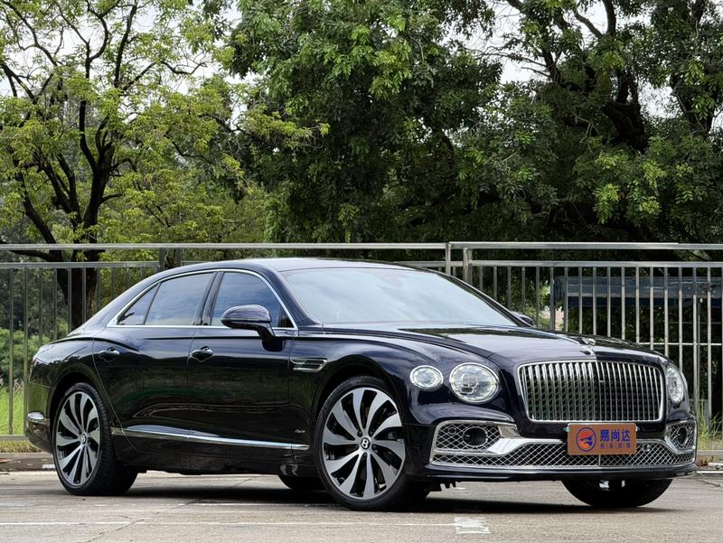 Bentley Flying Spur, 2023 — фото 3 из 12