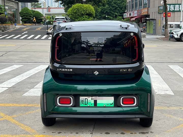 Baojun KiWi EV, 2022 — фото 5 из 9