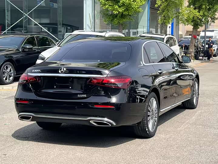 Mercedes-Benz E-Class, 2021 — фото 9 из 9