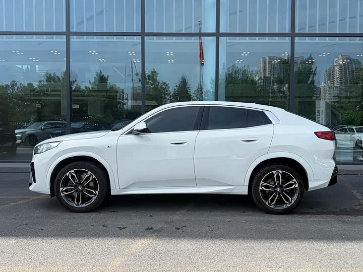 BMW X2, 2024 — фото 3 из 9