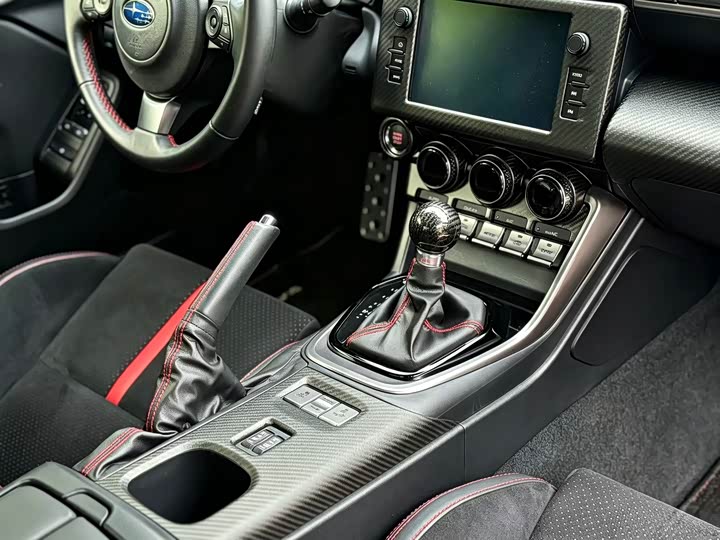 Subaru BRZ, 2022 — фото 8 из 9