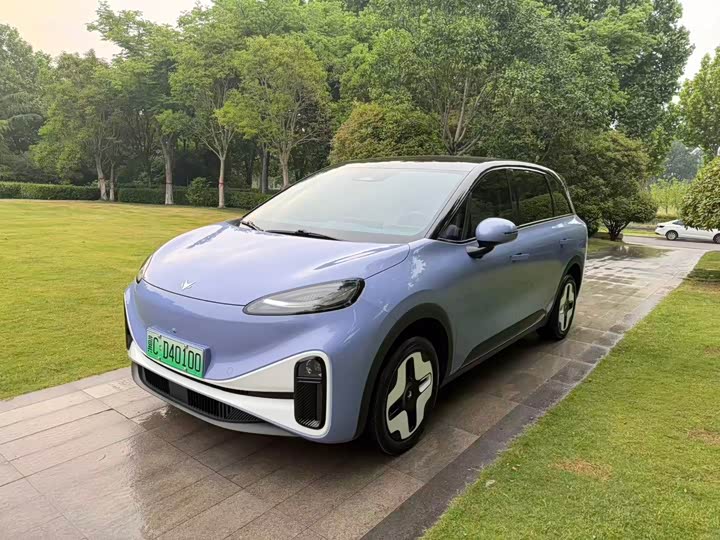 BAIC Arcfox Kaola, 2023 — купить в Казани под ключ