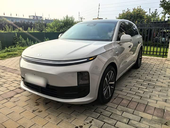 LiXiang L6, 2025 — купить в Ульяновске под ключ