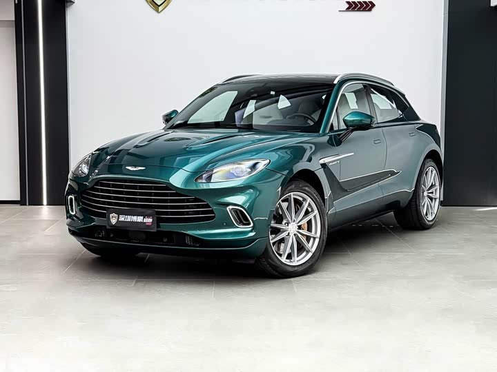 Aston Martin DBX, 2023 — купить в Костроме под ключ