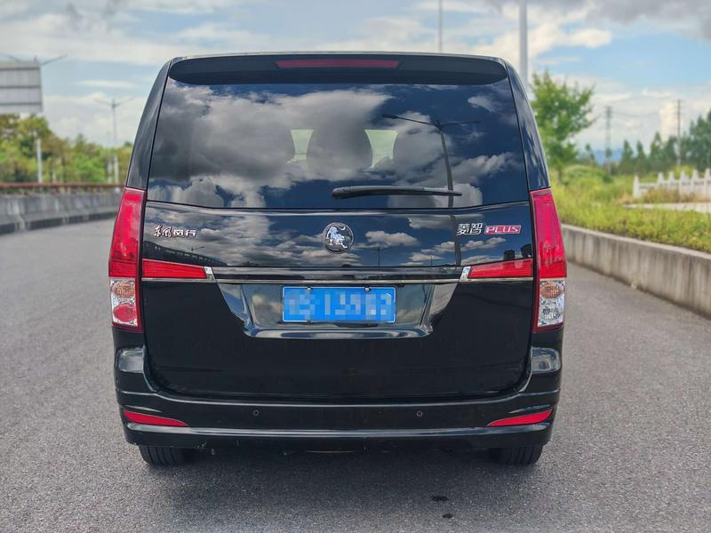 Dongfeng Forthing Lingzhi Plus, 2022 — фото 5 из 12