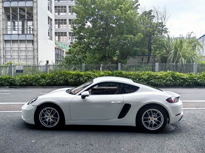 Porsche 718, 2021 — фото 3 из 9