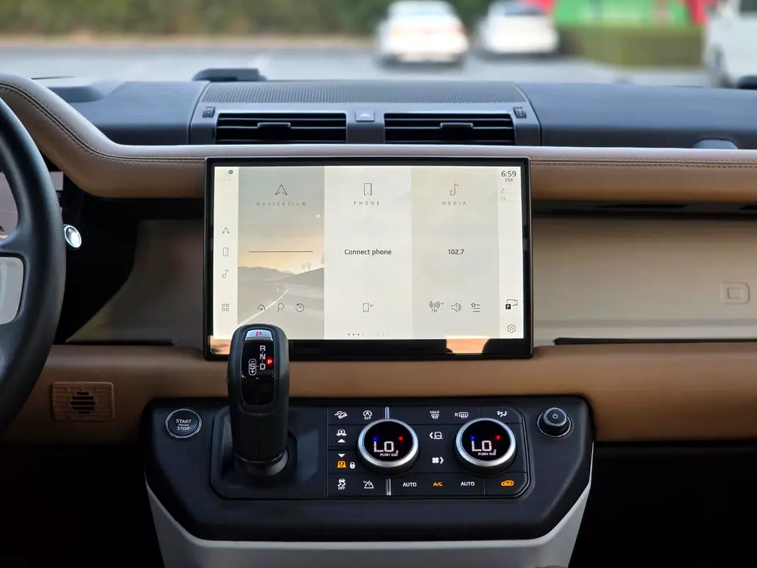 Land Rover Defender, 2025 — фото 10 из 10