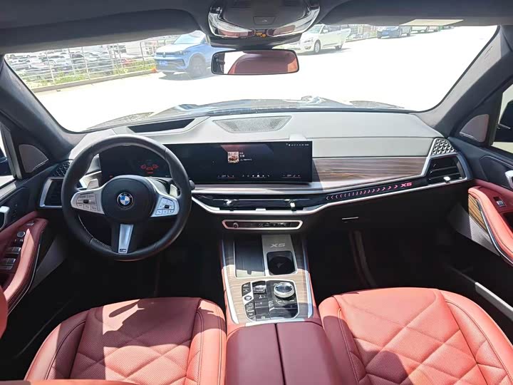 BMW X5, 2025 — фото 7 из 9