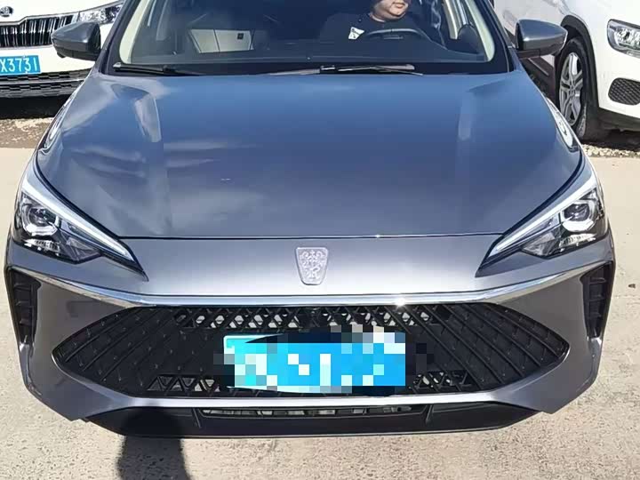 Roewe i5, 2023 — купить в Санкт-Петербурге под ключ