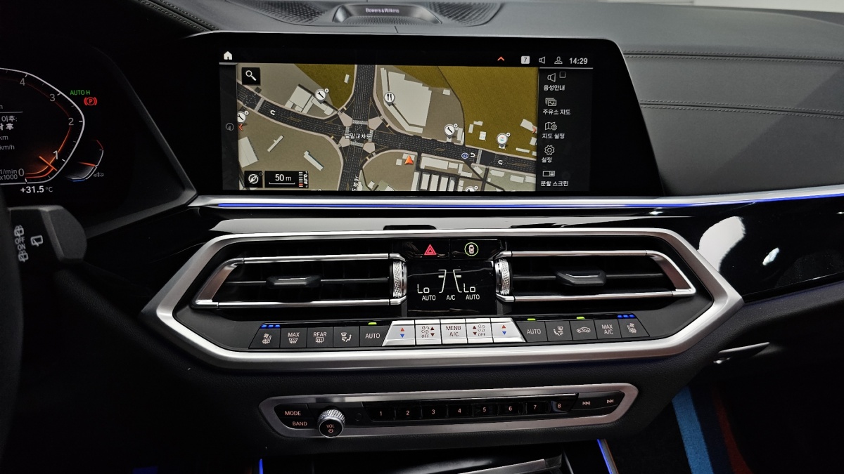 BMW X5, 2022 — фото 12 из 12