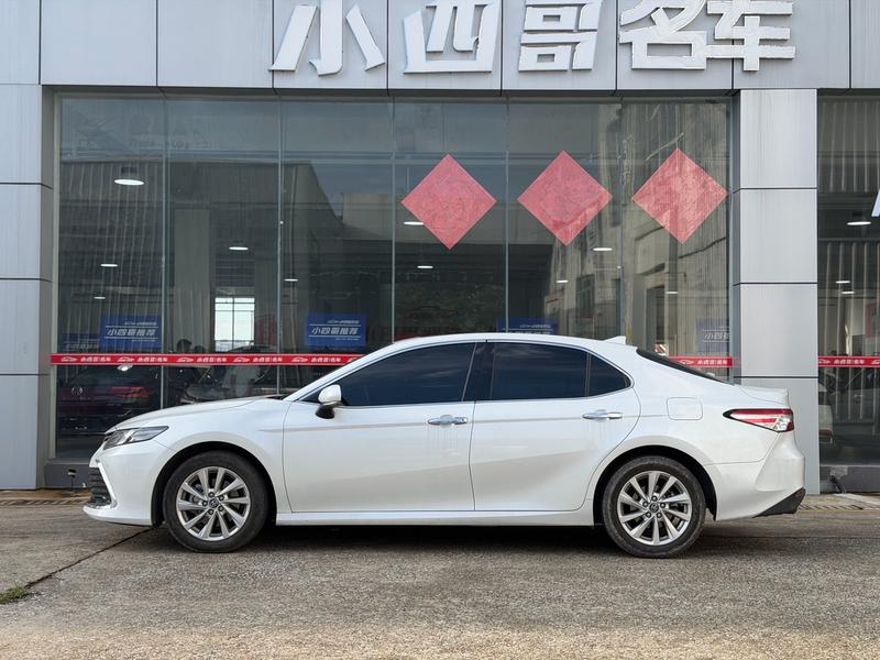 Toyota Camry, 2022 — фото 3 из 12