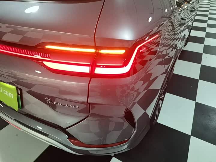 BYD Song Plus Hybrid/EV, 2024 — фото 8 из 9