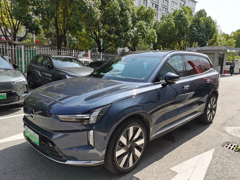 Volvo EX90, 2026 — купить в Воронеже под ключ