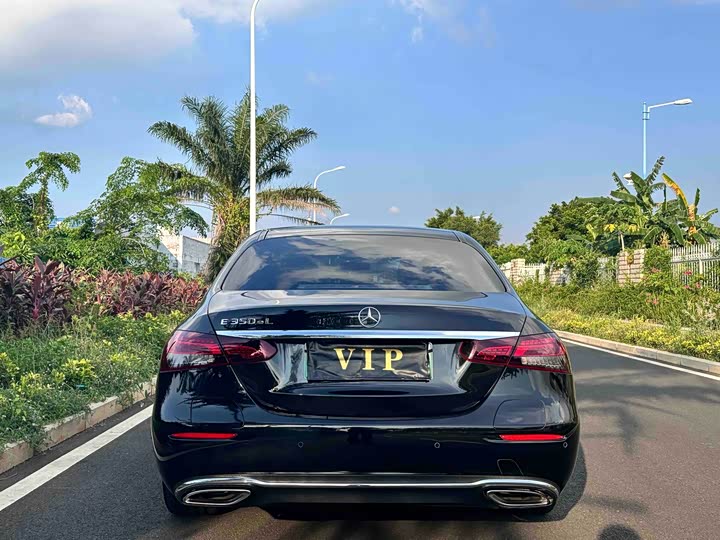 Mercedes-Benz E-Class Hybrid, 2023 — фото 9 из 9
