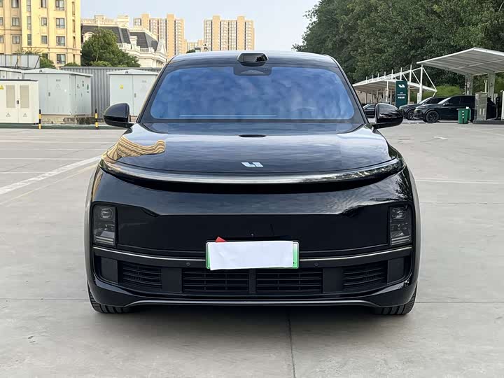 LiXiang L8, 2023 — купить в Тольятти под ключ