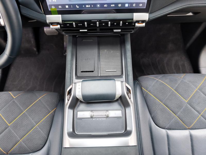 Changan Deepal G318, 2025 — фото 12 из 12