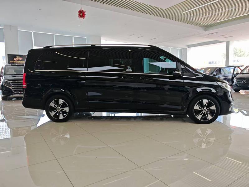 Mercedes-Benz V-Class, 2022 — фото 7 из 12