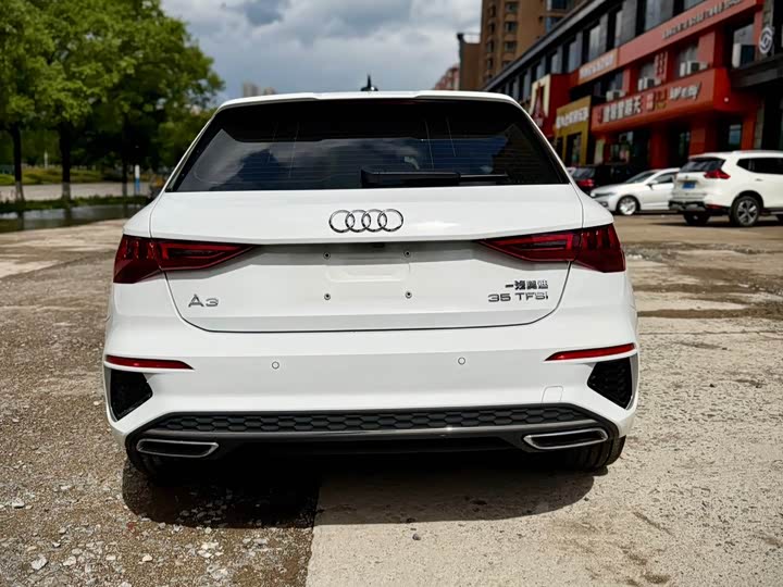 Audi A3, 2023 — фото 5 из 9