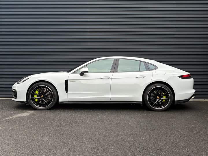 Porsche Panamera Hybrid, 2023 — фото 3 из 9