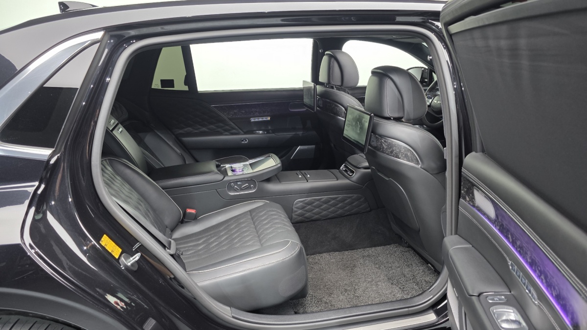 Genesis G90, 2023 — фото 12 из 12